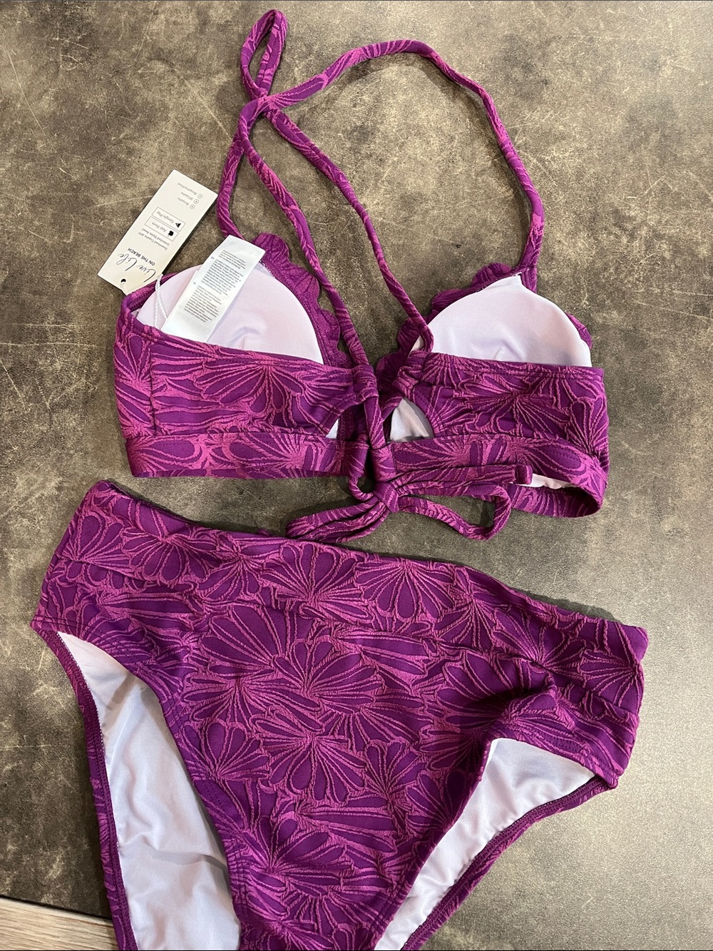 Cupshe bikini - Picture 2 of 2